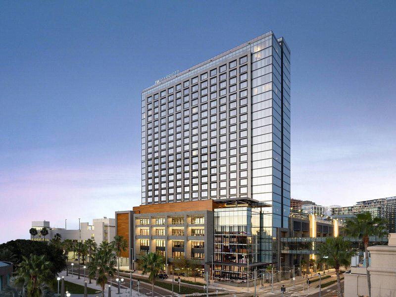 E9013E65B1621D393C308819C950A357