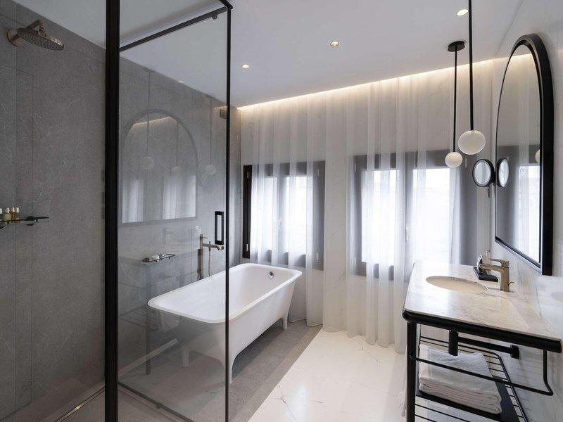 080E7F2CBBE34EB1D37966EF6CD5C6C8