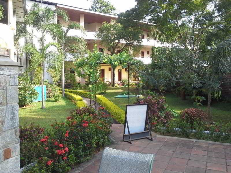 7C73C9C4DCC7187CCA1B82B81D099DE9