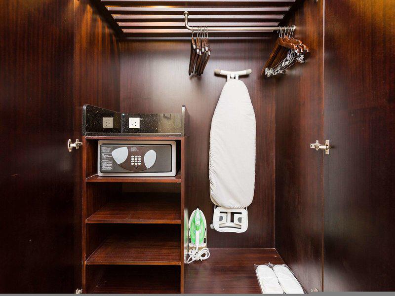 A26C397BE2263BF53F7B55B9B8ADE1FA