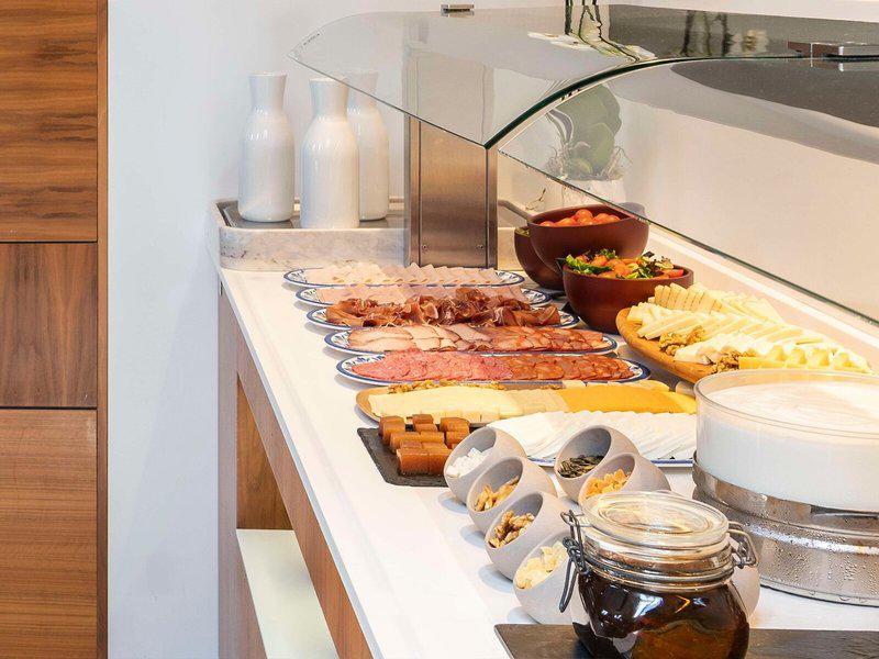 46292B1F94B4CF26591F9BC50C548AAC