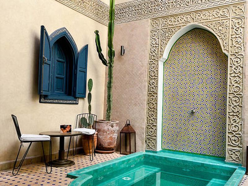 24CA8A35210928B1627147A004A2C160