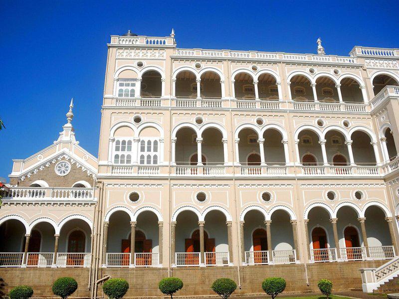 D98935F3A03858A282CC0A25E9F02C18