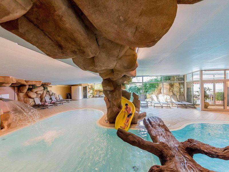 D443272E1248208A0897983BF4FF9745