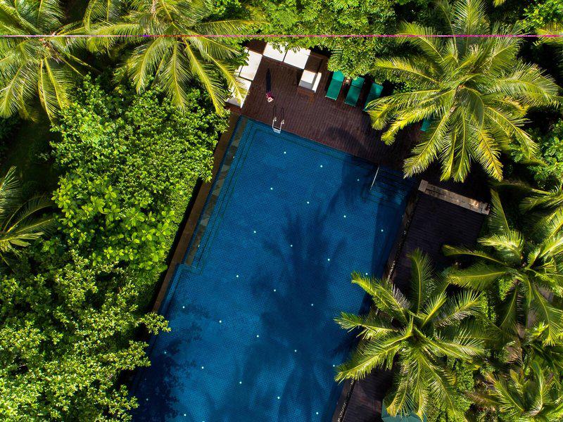 26E8F0677739606D11959B62E9B62DA4