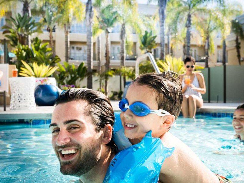 E93735993F615E1F6D35281FF83875B3