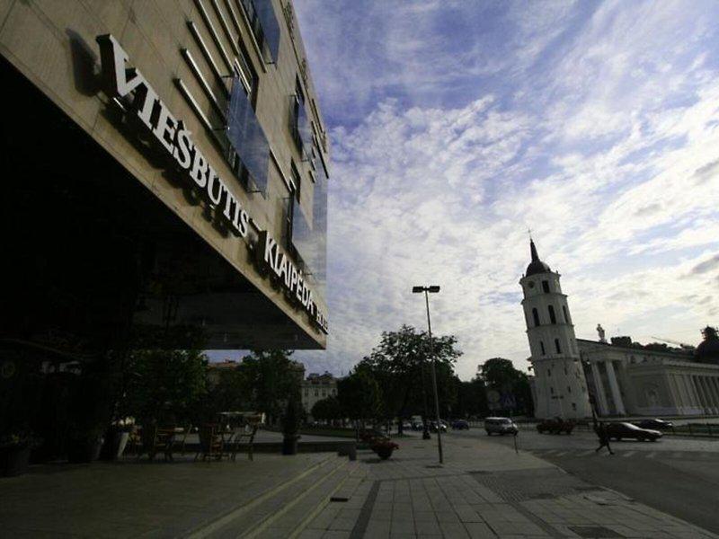 BC8AF4A16BD10C28D200D01DDB727CB7