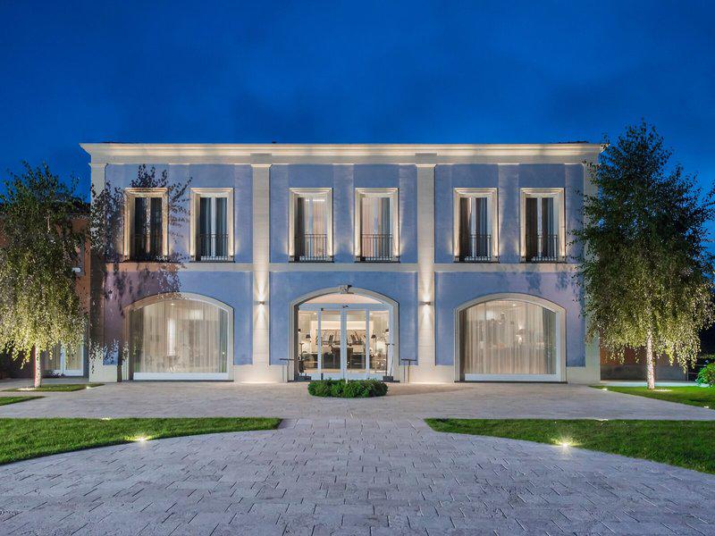 61BC8263C0266DC5835C767D35DEF09E