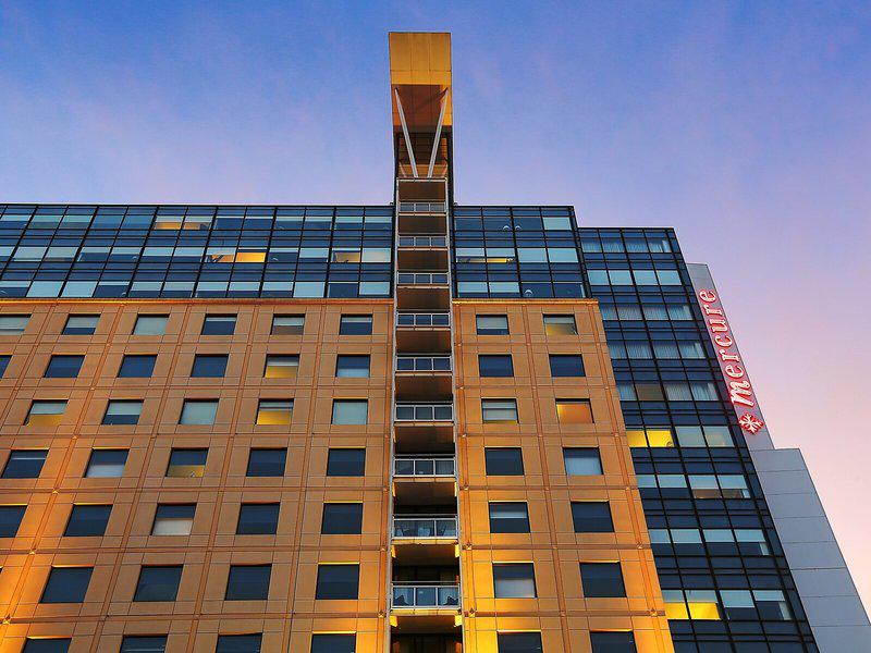 C2A2E210A348E8A6681A6A6345F9E18E