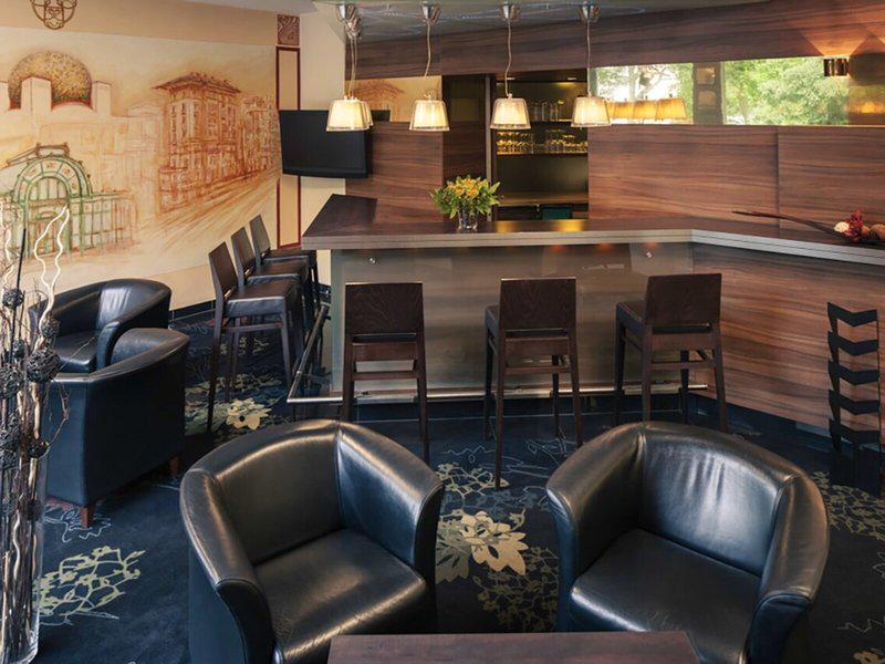 F4041296BAEE368C6527998804B79074