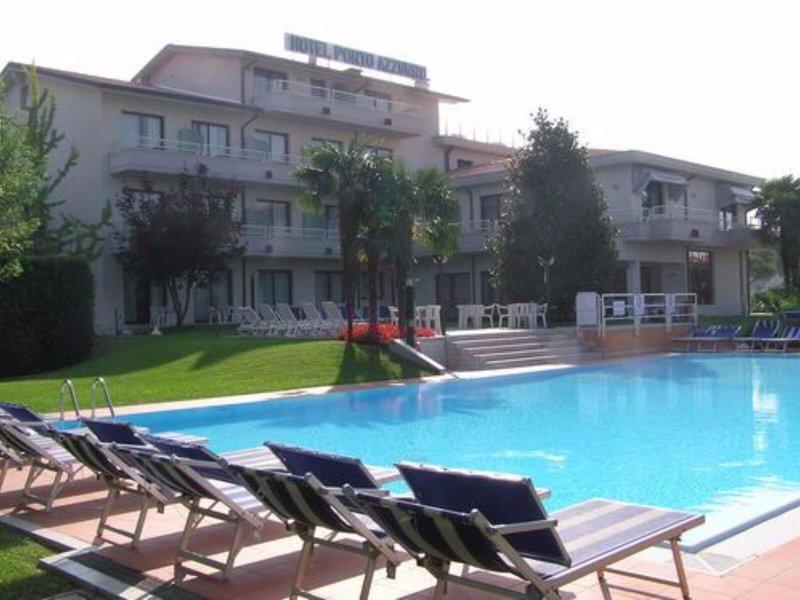 105168401443DD7AB5528CF9AE5E22BF