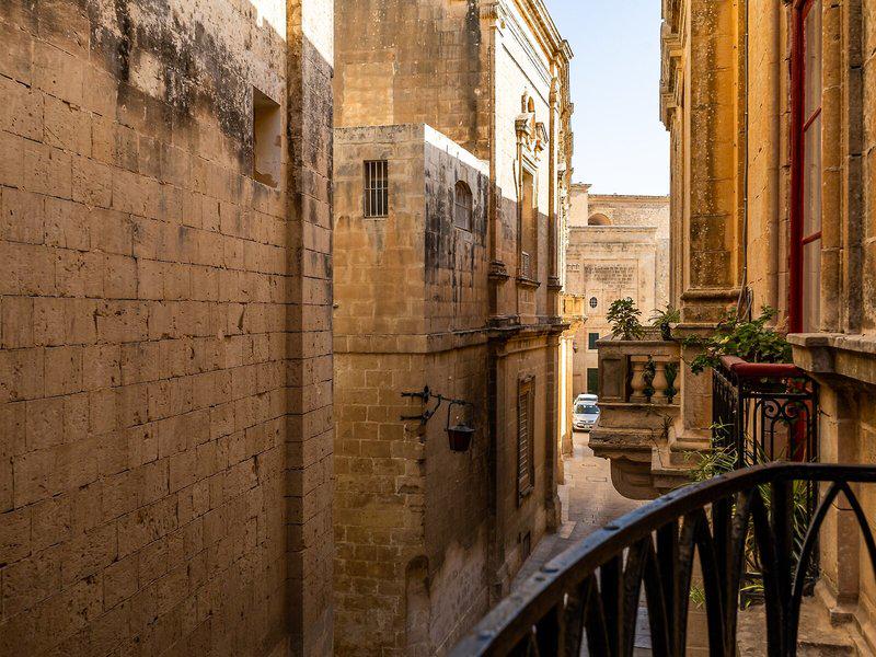 DEA0199D375CD801590E7E1E7F5711C7