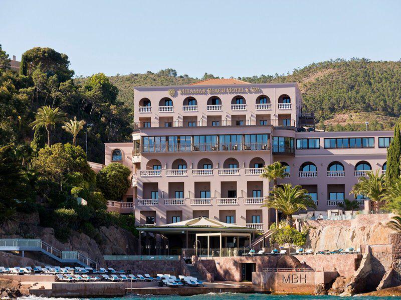 877E230CBAEDA6085F2049309BE4DE4D