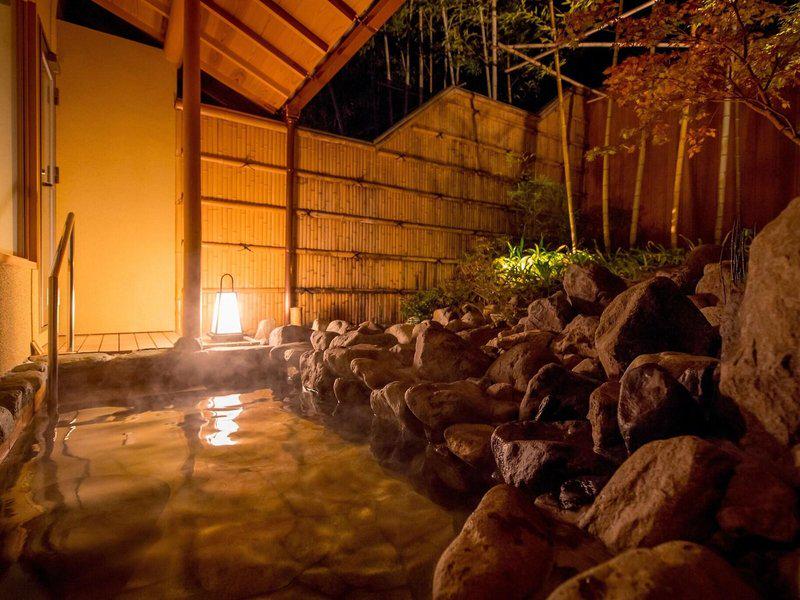 1D239E25CF6CC9B021B653A0523E300E