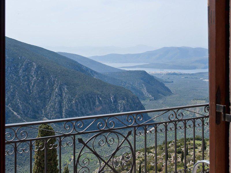 F21A91F55B6A603499F35AD3FE1DD1FD