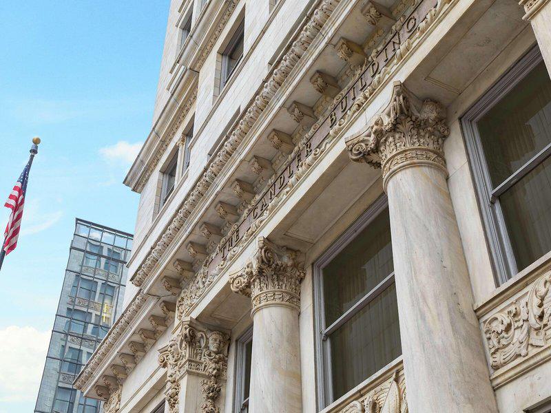 885EFADE04369995505005D120F60ECD