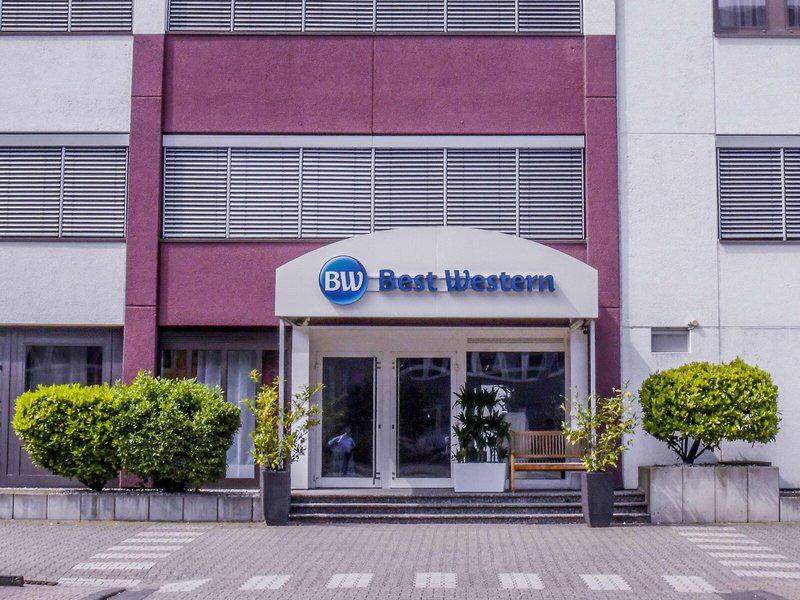 AEF431F991EB49E6D029D7C6D8229F61