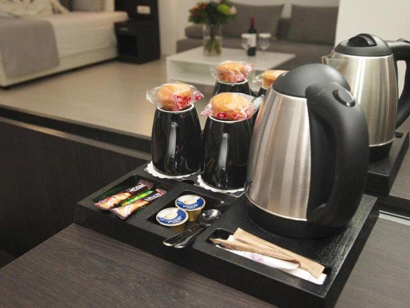 0C332FEDB1E001B9F72E3FC67047982F