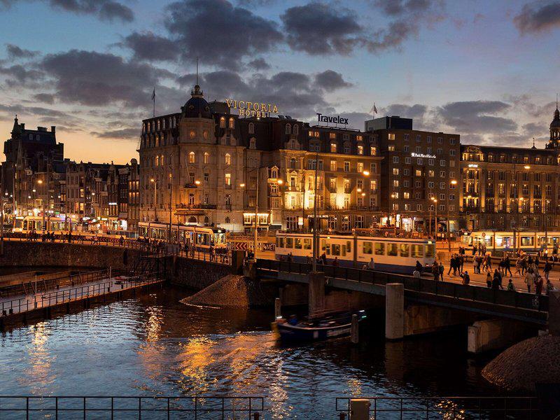 F87BA02685A86CDC6B534F168F9BC33B