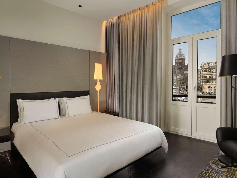 44E34EF5D320341A9D0E18D6A9778649