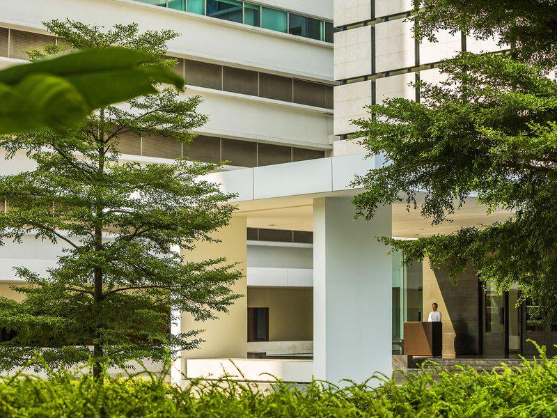 5AB2E5FBA54D5B58DCCE0E3002BB165C