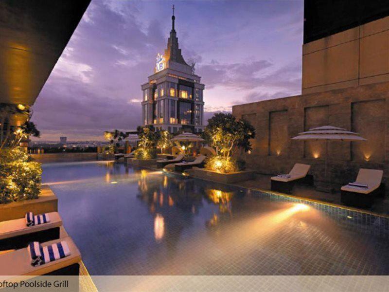 8D346D540F6902A55F1BC04B7ADF2F2E