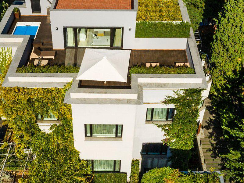 12A737DD27C468850E0A5C8022484133