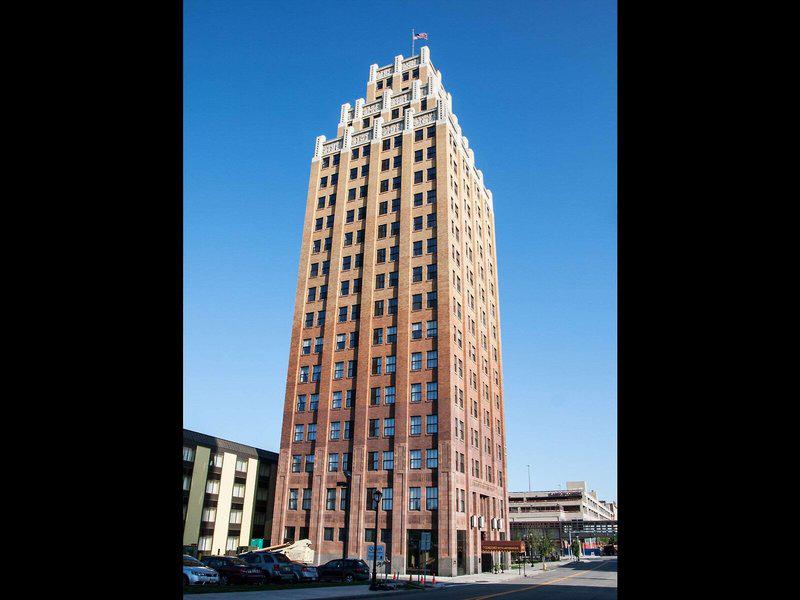 B8ED82DDE4C43A006A37BD4AFC5174D0