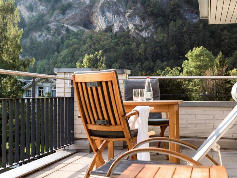 B51A667AC0348805618119755B6610D6