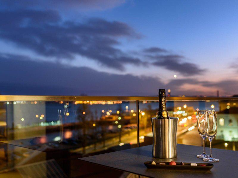 39A28395D29FE3A8F3EDF75E82D6305A