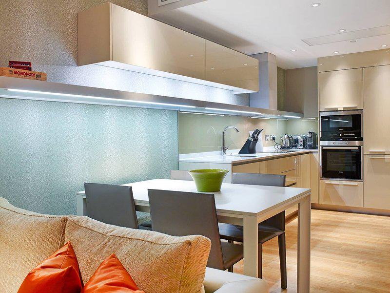 2DC97214D676EDD398807B3724DA1873