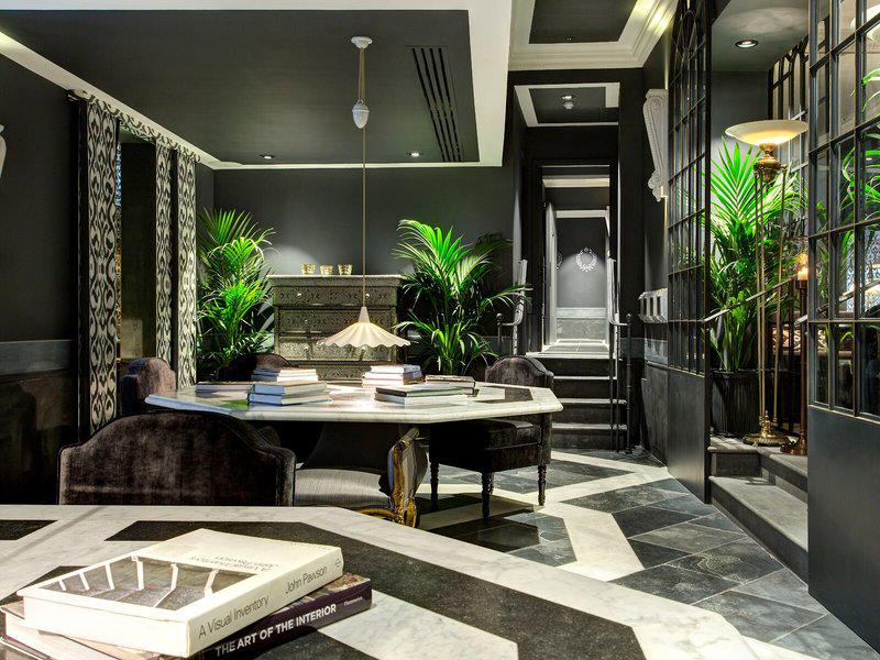 7E62CDE887FE8FD98F6F6857617E61B3