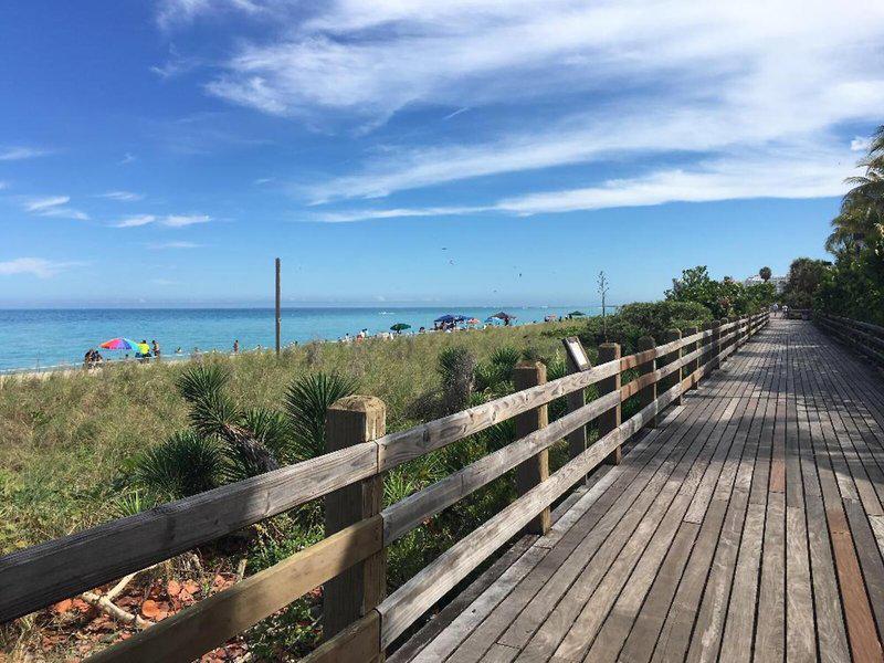 048F7CAC0101BB1E12370BDE407AB80F