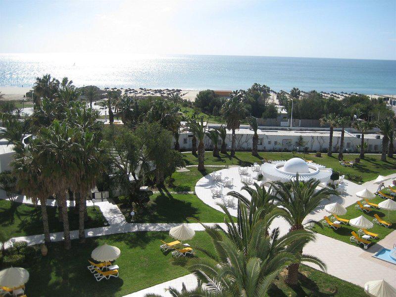 4A2C5AE2B3EBED8D542A9BD8403E3CAF