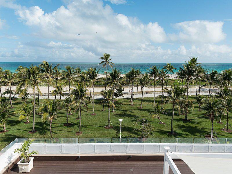 415FD18D8597D75711A8B35241AE9FD6