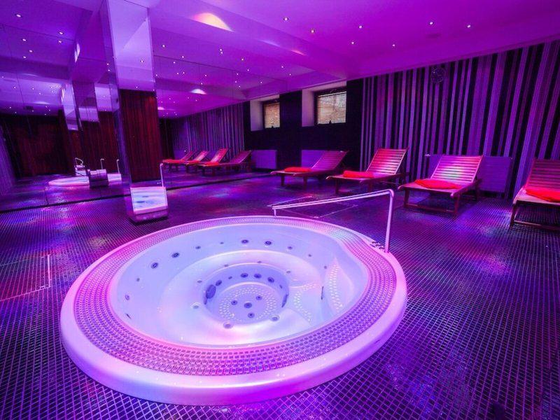 8CF66C5E696DD05986ABC356D911875D