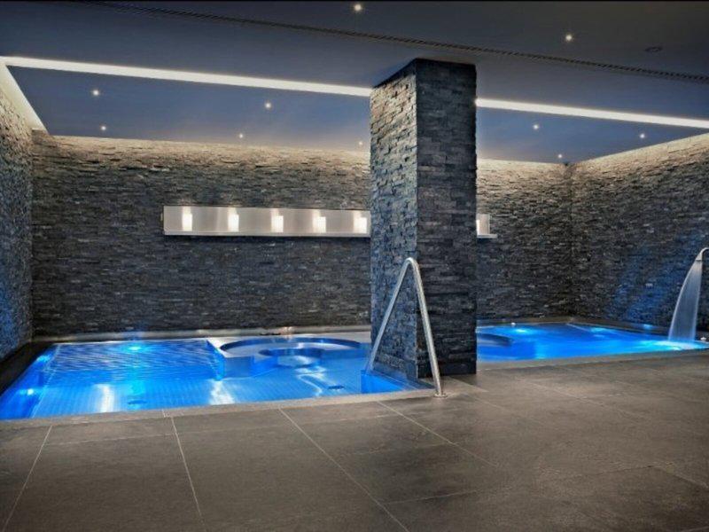 BC26034BD8C9A9A058FBFFF6D27C28FB