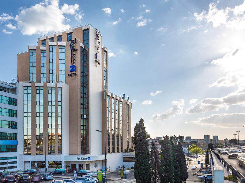 F01DF74ADDB3082C16367FE9F5C8CA8D