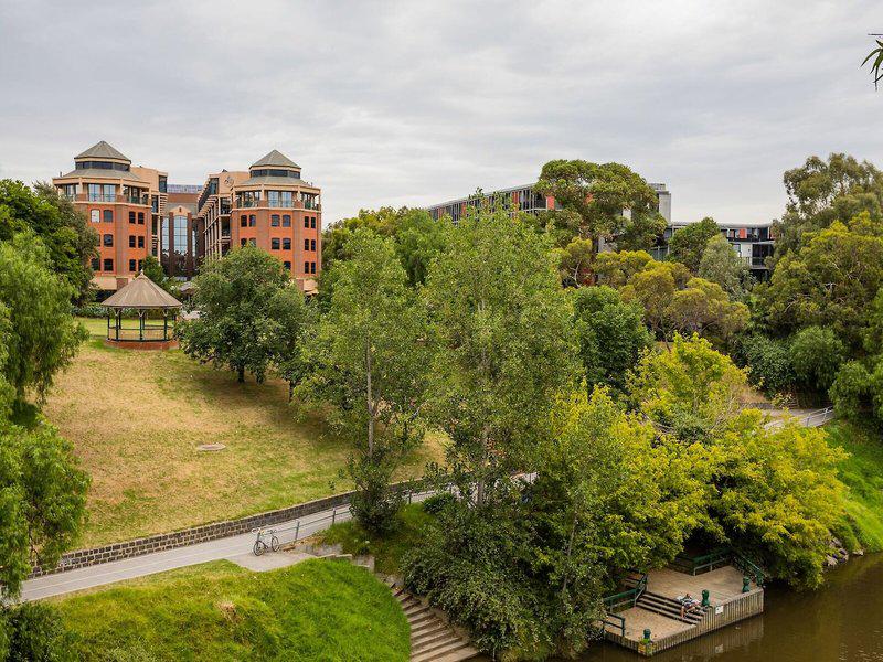 20DD8391E3203F351F8DA9FCEF1FACFD