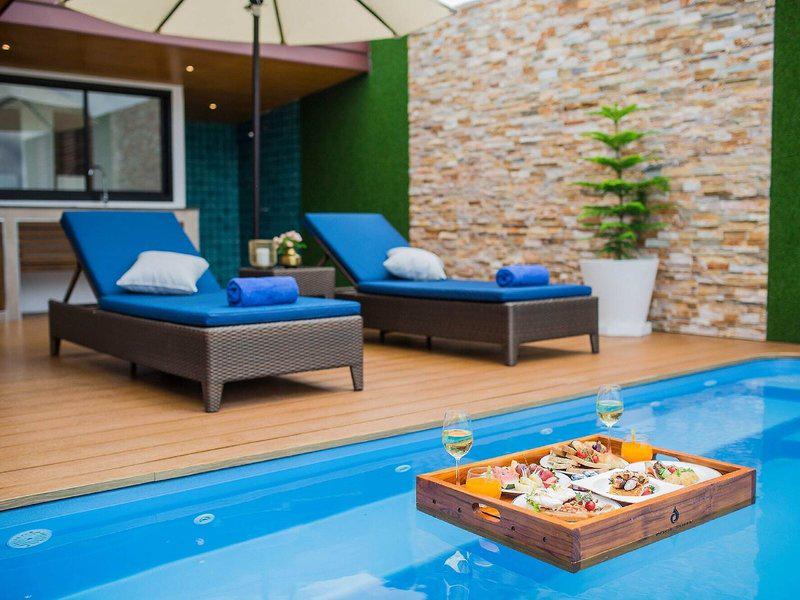 60A9A8DF2B1B11A3A1A89F0CEA0CF953