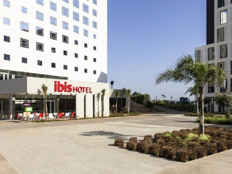 51731DFBE08F870381122B2BFE911818