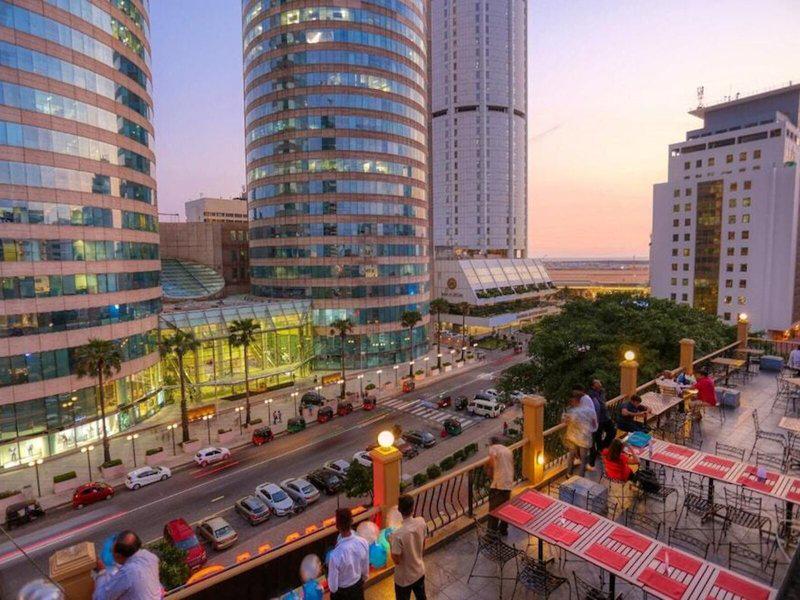 FF62C3A2A2C8DE05430EA0D7BD1DCE04