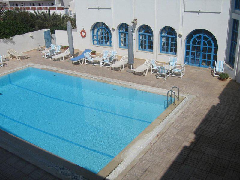 28C1C491A32FB40E466D57D81D9E56EB