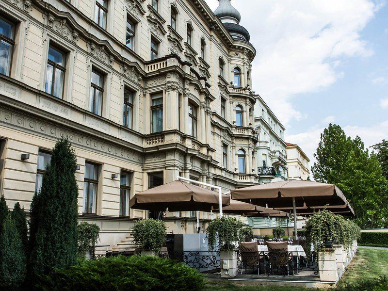 19EC0802EBC86E516DA4F9C5BA05BA6A