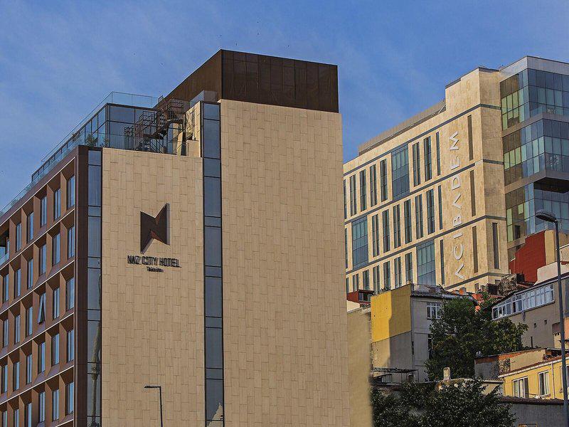 93BB61F17B838044034D74328F09B1FA