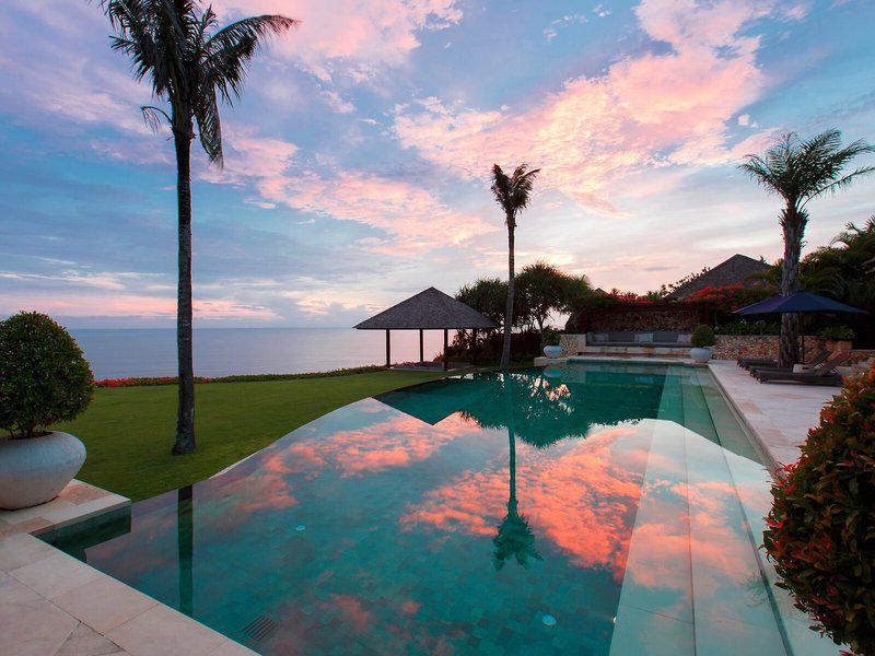 08ED0A302F4B3E093F10A244D923BAA7