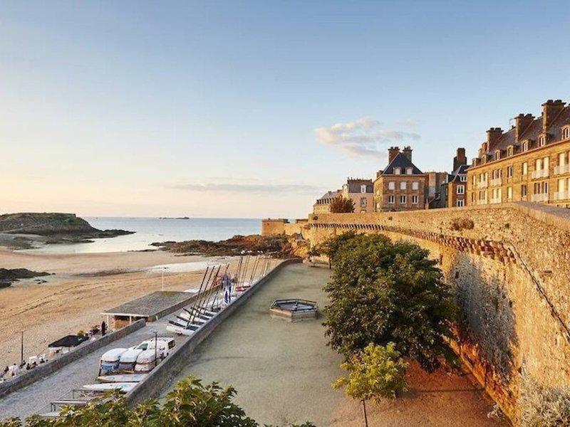 359CED34AA1AA548342E3348464D0BF2