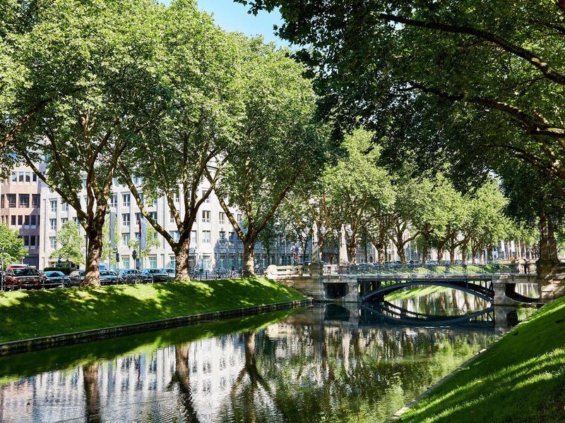 67CFD90E8787E85162C7F6685ACFA545