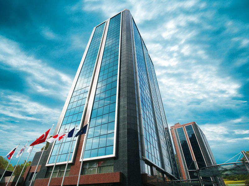 2449D82DDFA977E6A1323ADB6346F561