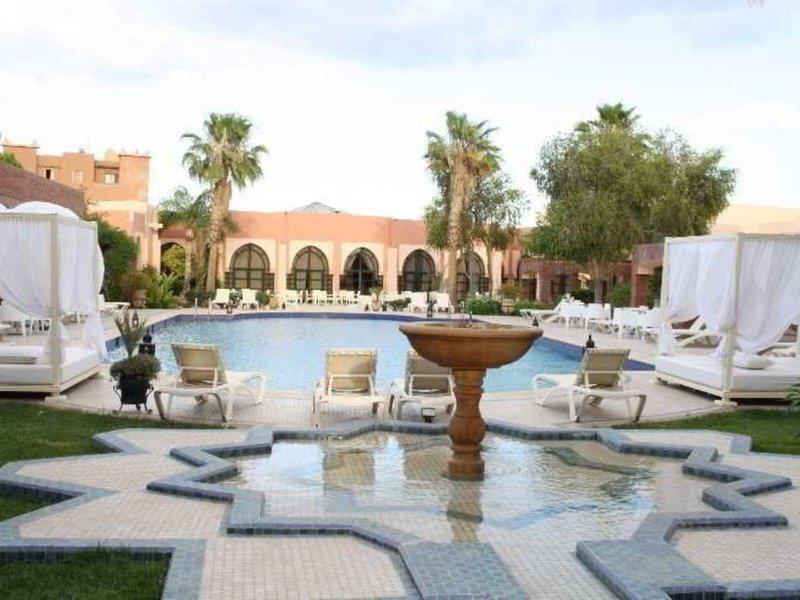 724BF43E4A6744B72D15BCF8DD0966A4